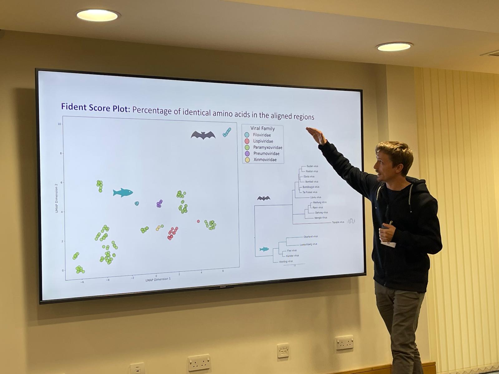 Diego presenting at Emerging Viruses Symposium, University of Oxford